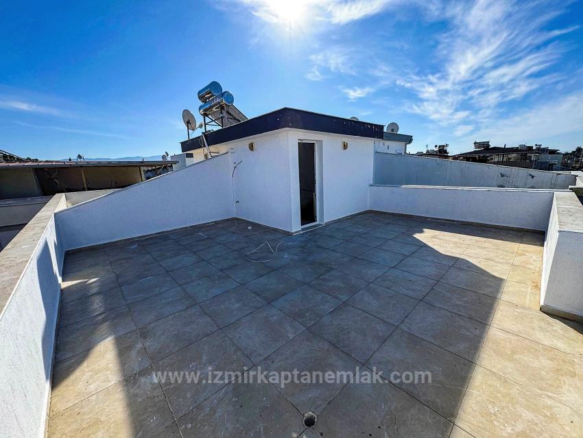 Zentral Gelegene 2+1-Zimmer-Villa Zum Verkauf Im Stadtteil Payamlı Von Seferihisar, İzmir, Nur Wenige Gehminuten Vom Meer Entfernt.