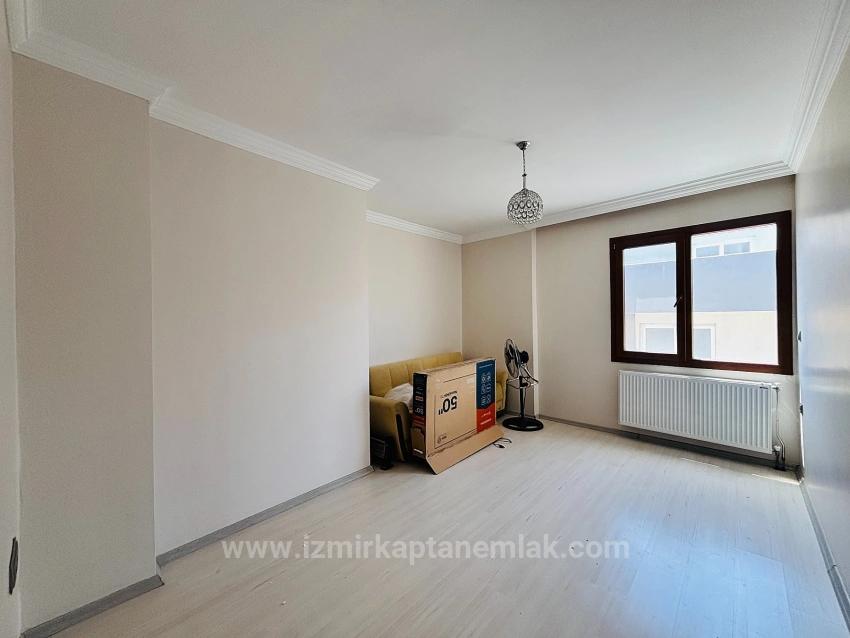 4+2 Maisonette-Wohnung Zum Verkauf Im Stadtteil Turabiye, Seferihisar, Izmir
