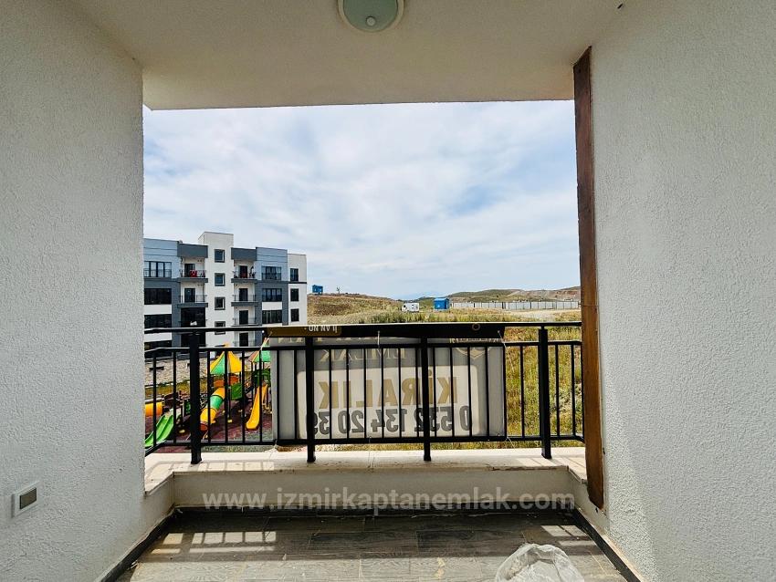 3+1 Mittelgeschosswohnung Zur Miete In İzmir Seferihisar Toki 3. Projektphase