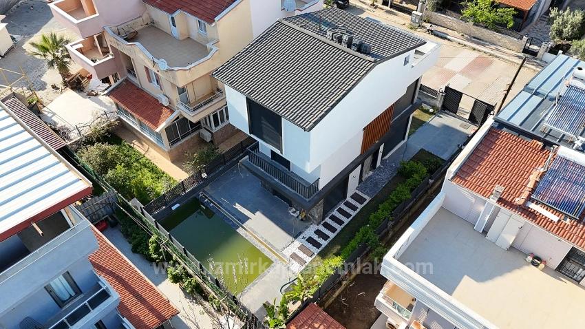 3+1-Zimmer Sommerhaus Zu verkaufen in Gümüldür Cumhuriyet Bz. Menderes Gümüldür - 237 m²