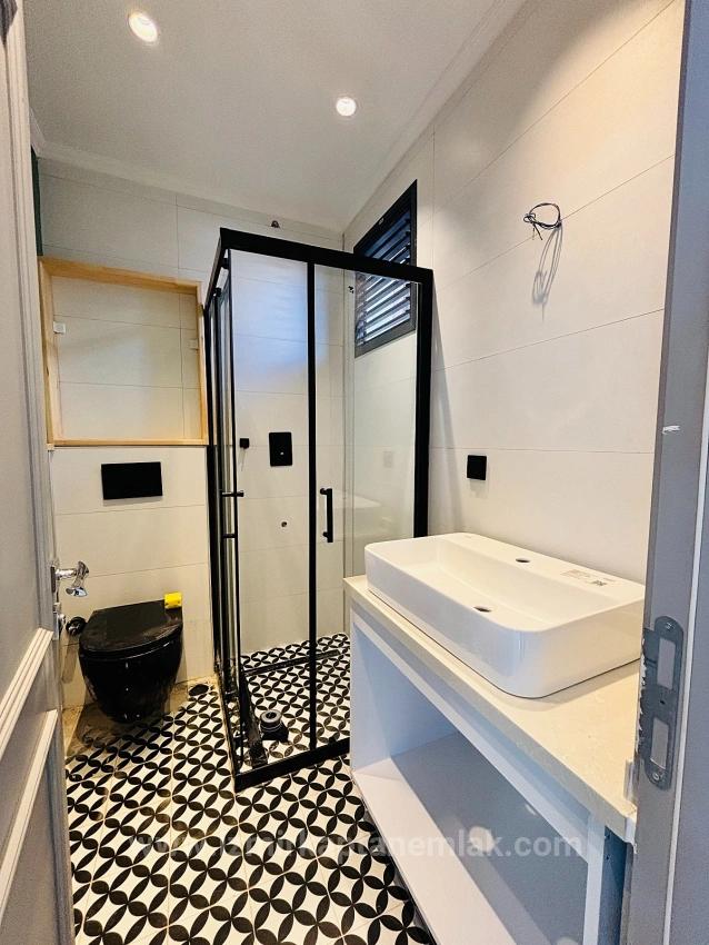 Freistehendes Haus Mit 3+1 Schlafzimmern, Smart-Home-System Und Pool, 100 M Vom Meer Entfernt Im Stadtteil Gümüldür, Menderes, İzmir.