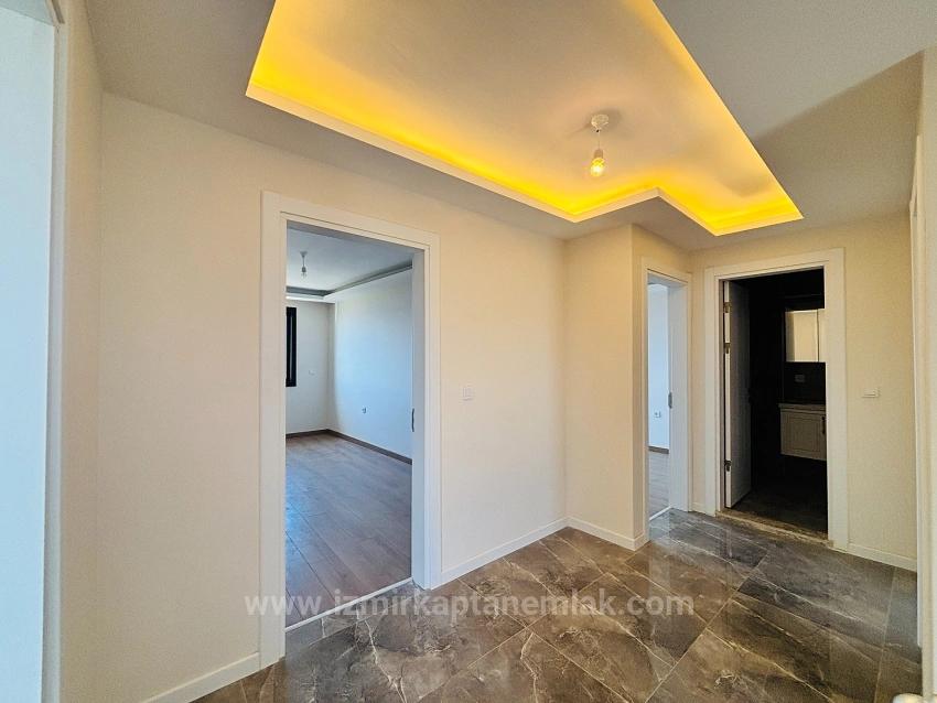 Meerblick, 5+1 Freistehende Triplex-Sommervilla Mit Pool In Akarca, Seferihisar, İzmir