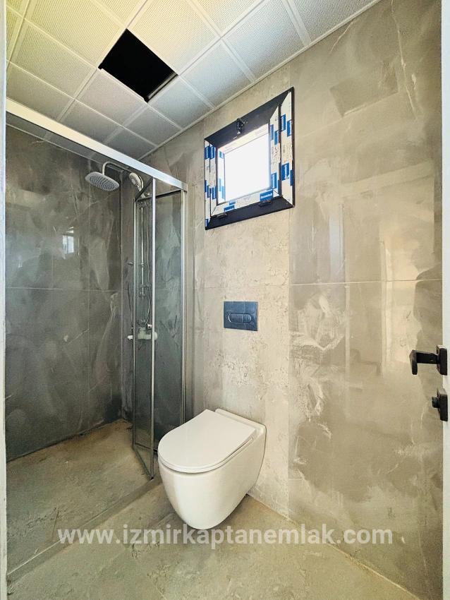 3+1-Zimmer Sommerhaus Zu verkaufen in Cumhuriyet Bz. Seferihisar Doğanbey - 150 m²