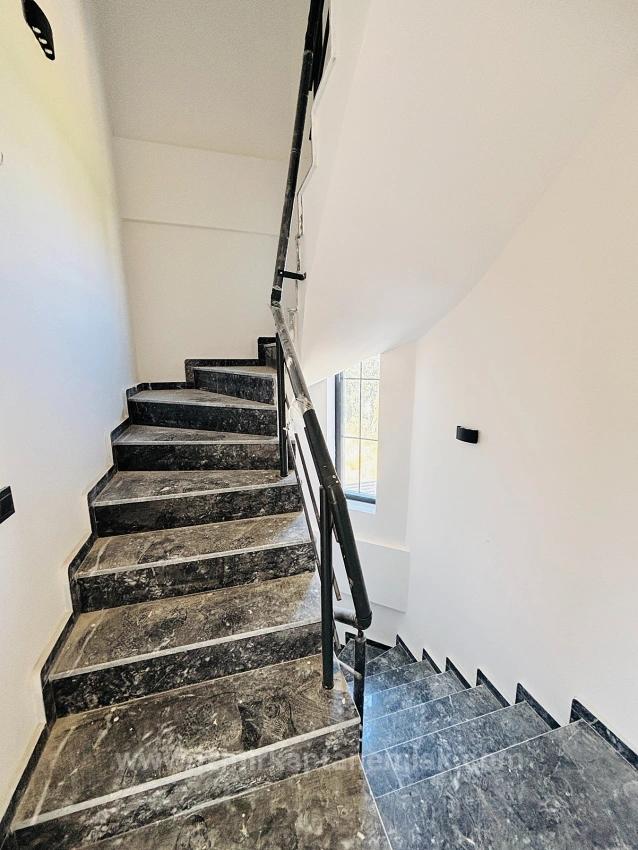 3+1 Freistehende Villa Mit Pool Zum Verkauf Im Stadtteil Cumhuriyet, Seferihisar, Izmir