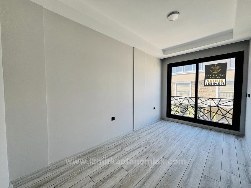 Doppelhaushälfte Zum Verkauf Im Stadtteil Payamlı, Seferihisar, İzmir, 350 M Vom Meer Entfernt, 3+1-Zimmer-Aufteilung.