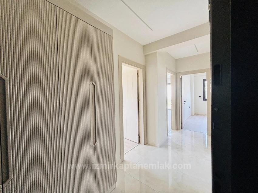 2+1 Mittelgeschosswohnung Zur Miete Im Viertel Çolak İbrahim Bey, Seferihisar, İzmir