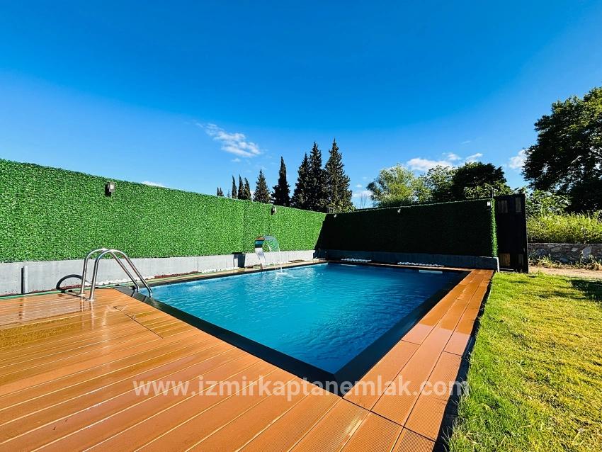 Land Zu verkaufen in Yeniköy Bz. Menderes - Feld-Zonierung - 300 m²