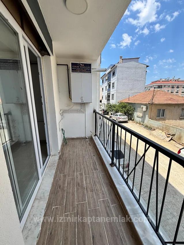 İzmir Seferihisar Hıdırlık Mahallesi In 2+1 Mit Parkplatz Im 1. Stock Zu Vermietende Wohnung