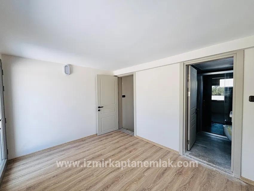 3+1-Zimmer Sommerhaus Zu verkaufen in Mersin Alanı Bz. Seferihisar Ürkmez - 144 m²