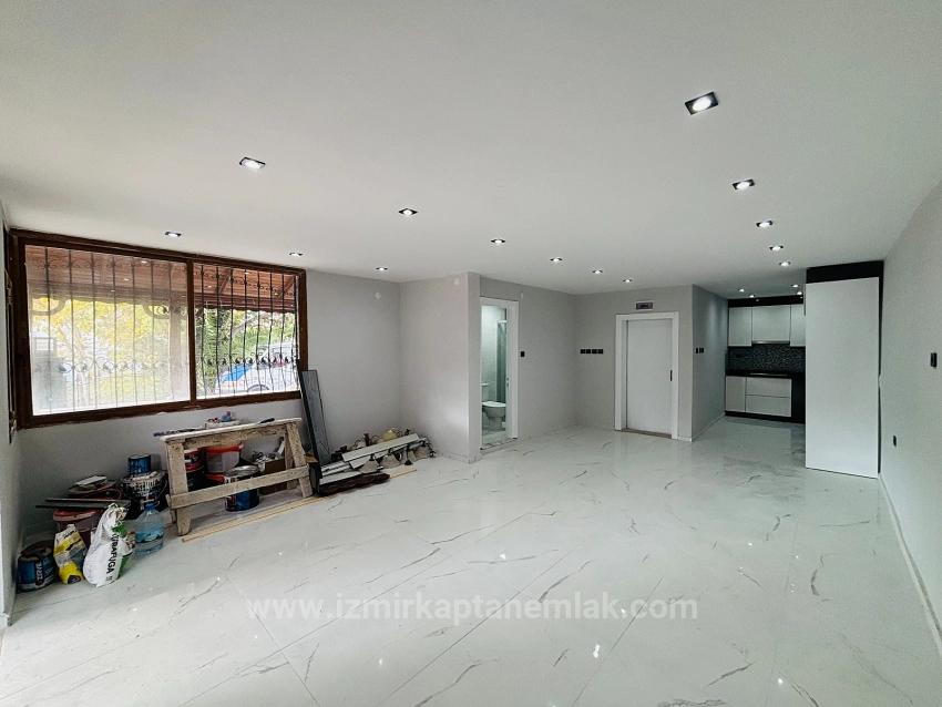 Freistehende Triplex-Sommervilla (4+1 Schlafzimmer) Am Meer In Bengiler, Seferihisar