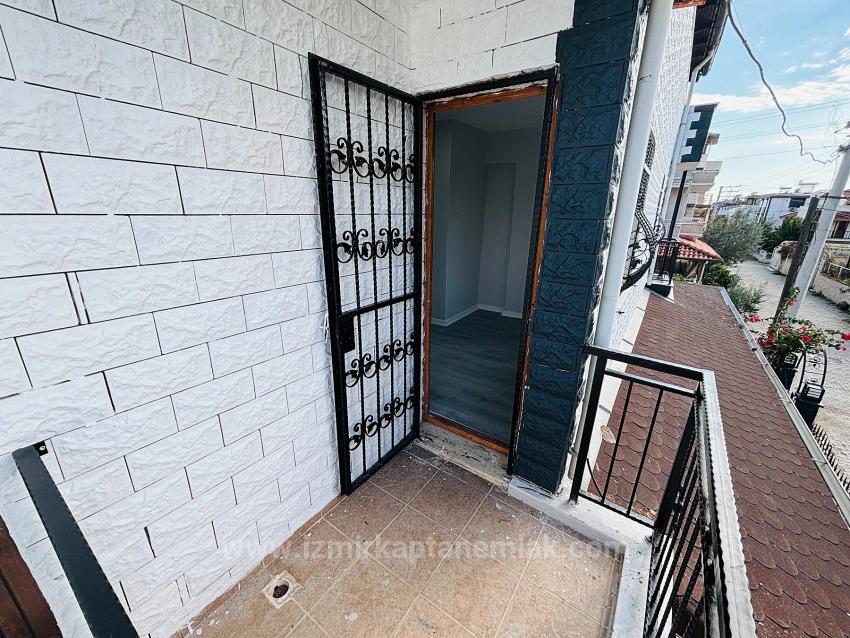 Freistehende Triplex-Sommervilla (4+1 Schlafzimmer) Am Meer In Bengiler, Seferihisar