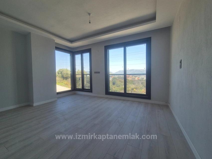 Brandneue 2+1-Villa In Doğanbey Mit Meerblick Und Parkplatz Zu Verkaufen