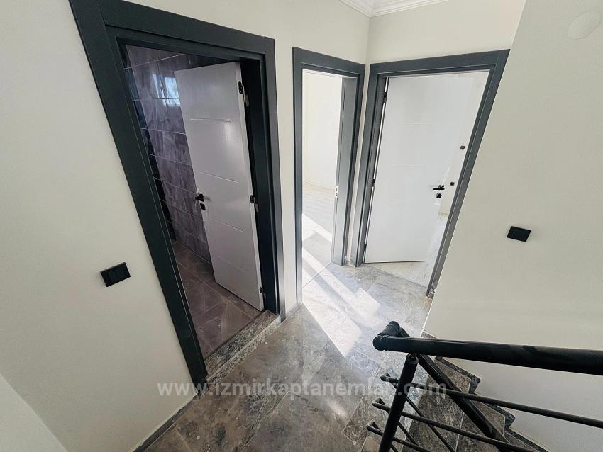 3+1 Villa Mit Meerblick Und Garten Im Viertel Doğanbey Atatürk Zu Verkaufen