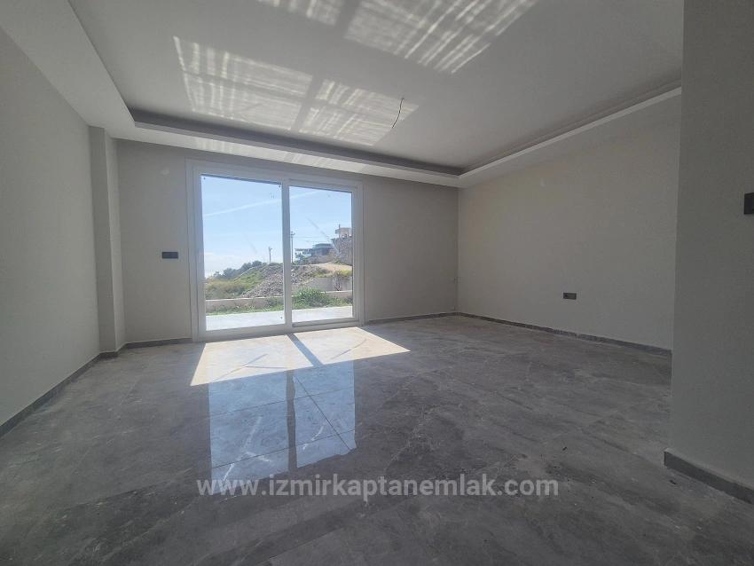 3+1 Villa Mit Meerblick Und Garten Im Viertel Doğanbey Atatürk Zu Verkaufen