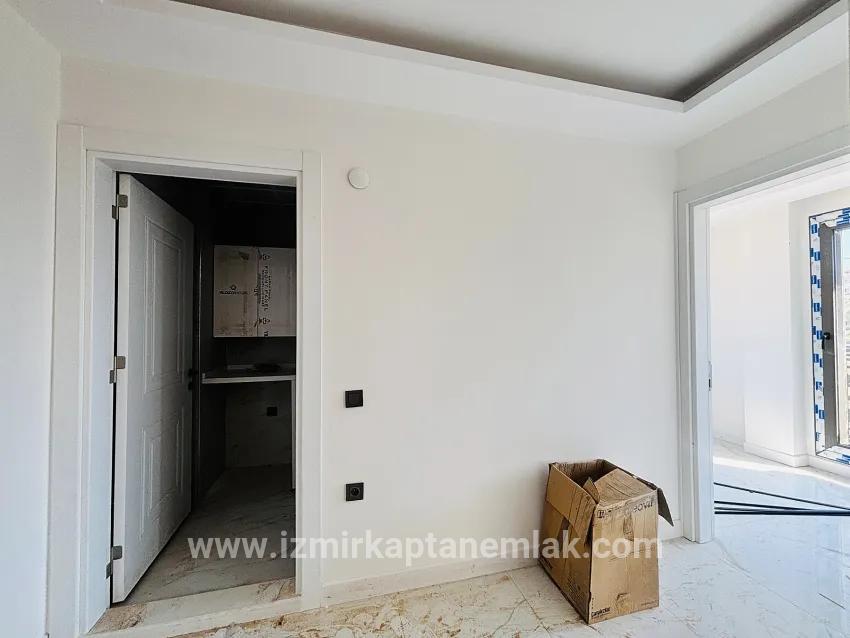 3+1-Zimmer Sommerhaus Zu verkaufen in Tepecik Bz. Seferihisar - 144 m²