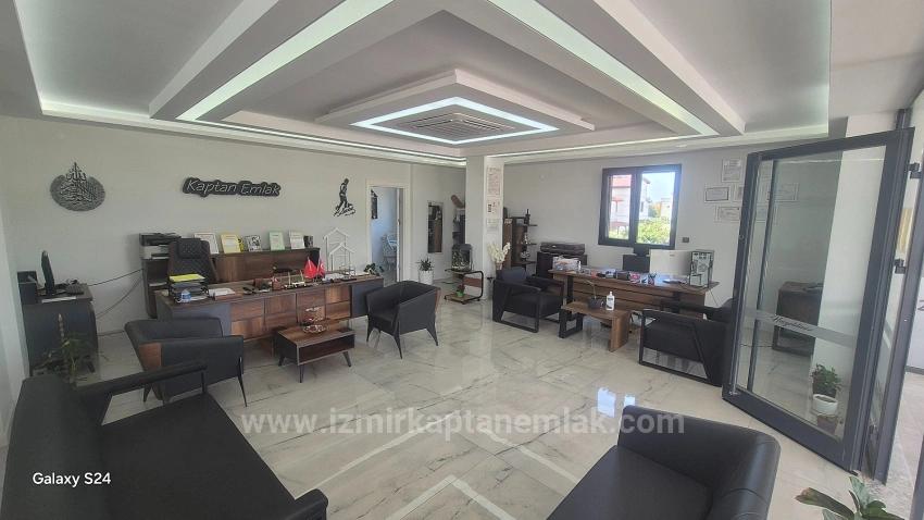 Freistehender Arbeitsplatz Zu Verkaufen in Payamlı Bz. Seferihisar Doğanbey - 220 m²