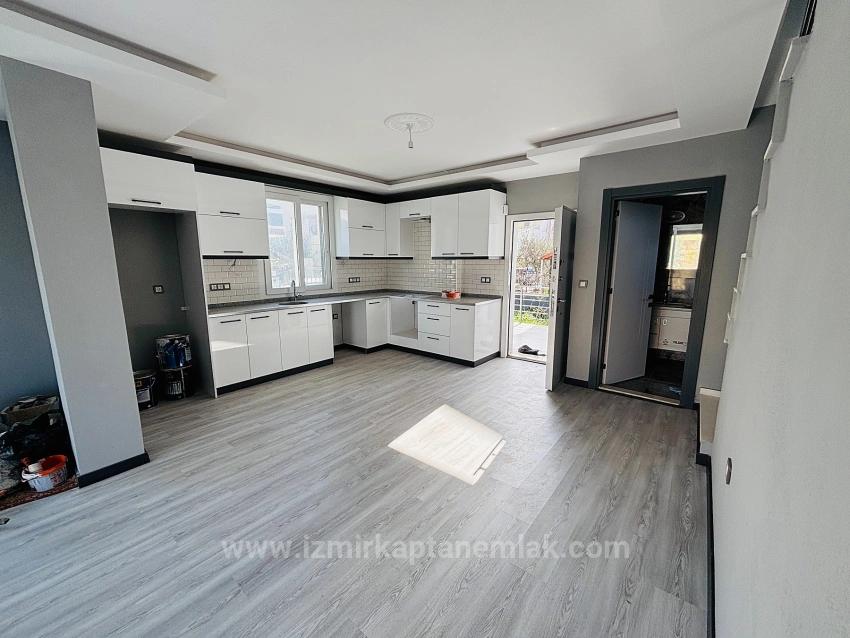 300 M² Große, Freistehende, Brandneue 3+1-Villa Zum Verkauf In İzmir Seferihisar Doğanbey