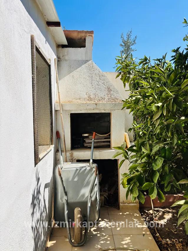 4+1-Zimmer Sommerhaus Zu verkaufen in Cumhuriyet Bz. Seferihisar Doğanbey - 160 m²