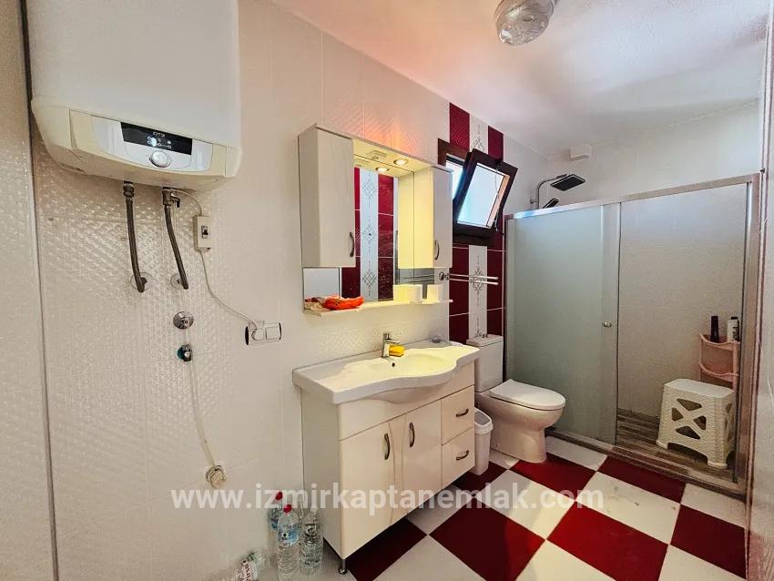 4+1-Zimmer Sommerhaus Zu verkaufen in Cumhuriyet Bz. Seferihisar Doğanbey - 160 m²