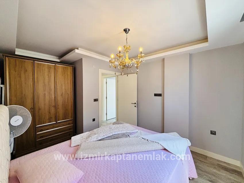 3+1-Zimmer Sommerhaus Zu verkaufen in Cumhuriyet Bz. Seferihisar Doğanbey - 290 m²