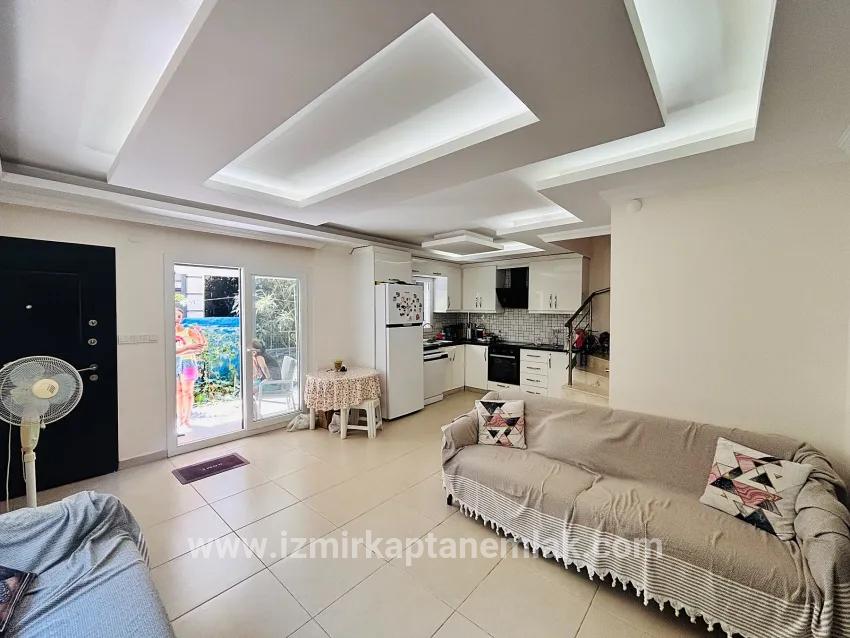 2+1-Zimmer Sommerhaus Zu verkaufen in Payamlı Bz. Seferihisar Doğanbey - 95 m²