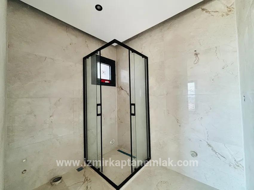 3+2-Zimmer Villa Zu verkaufen in Turabiye Bz. Seferihisar - 240 m²
