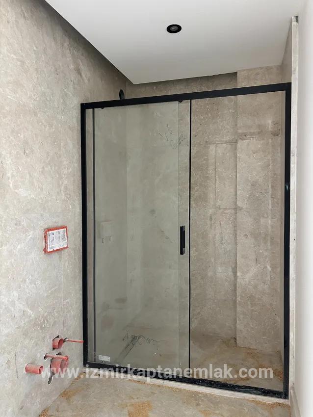 3+2-Zimmer Villa Zu verkaufen in Turabiye Bz. Seferihisar - 240 m²