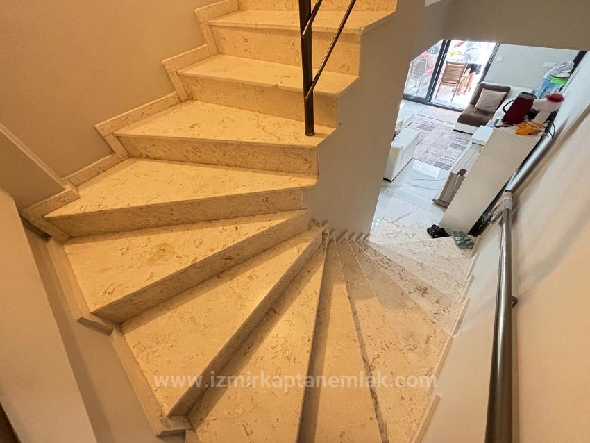 Großzügige 3+1-Zimmer-Villa In Seferihisar Payamlı Zu Verkaufen, 500 M Vom Strand Entfernt