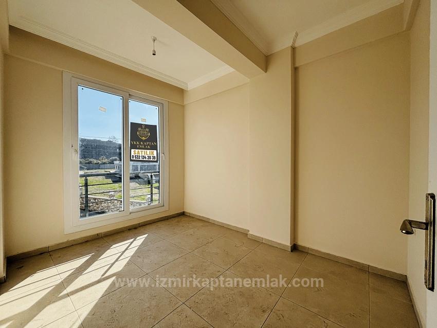 Brandneue 3+1-Zimmer-Villa Mit Großem Garten In Seferihisar Payamlı Village Zu Verkaufen.