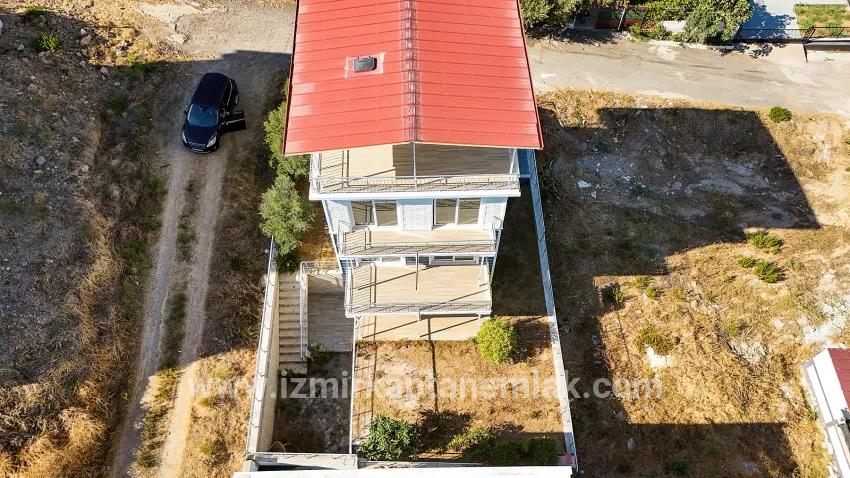 3+2-Zimmer Sommerhaus Zu verkaufen in Atatürk Bz. Seferihisar Doğanbey - 160 m²