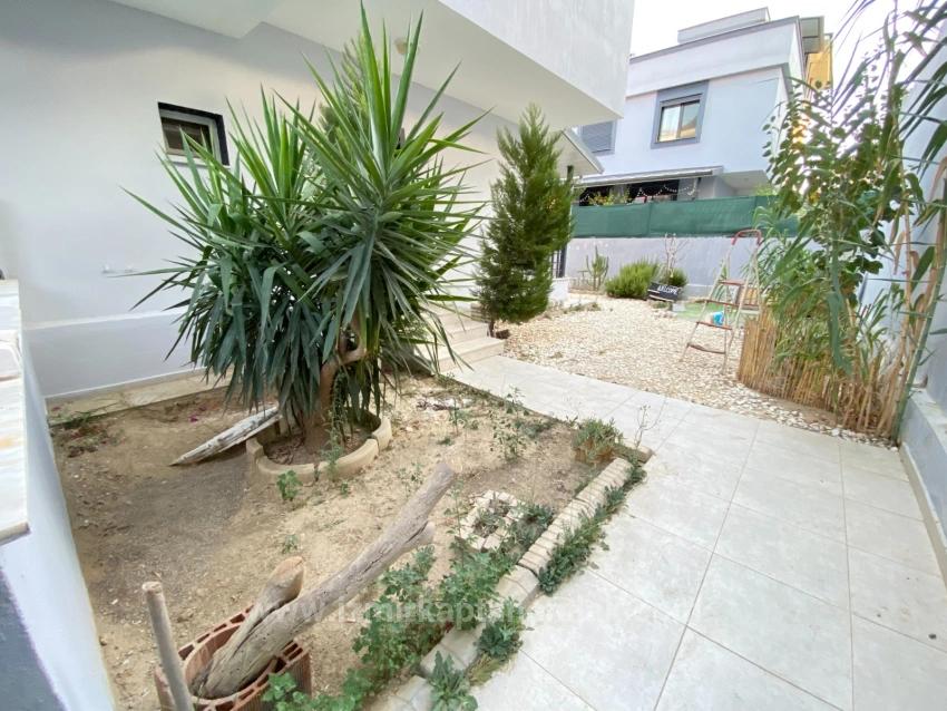 Luftige 3+1 Villa Mit Garten Zum Verkauf In Seferihisar Ürkmez