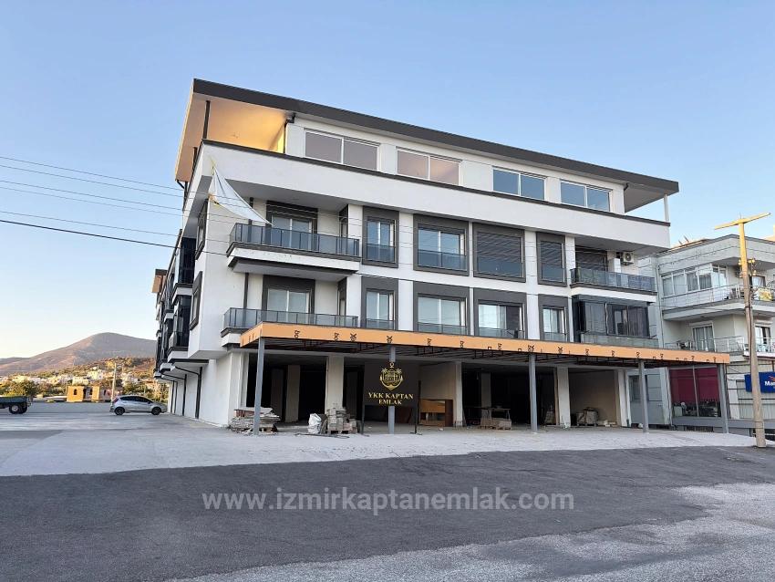 Separate Küche, 130 M², 3+1-Wohnung Mit Aufzug Zum Verkauf In Seferihisar Ürkmez