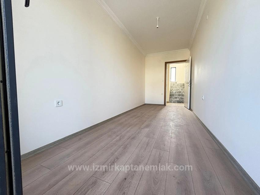 Geräumige 3+1 Villa Zum Verkauf Im Zentrum Von Seferihisar Doğanbey