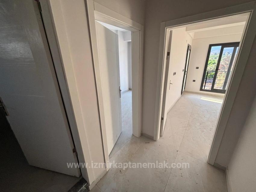 2+1 Villa Zum Verkauf In Seferihisar Payamlı Mit Garten, Bau- Und Nutzungsgenehmigung Nicht Erforderlich