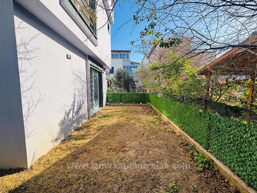 Freistehende, Geräumige 3+1 Villa Zum Verkauf Im Zentrum Von Seferihisar Payamlı