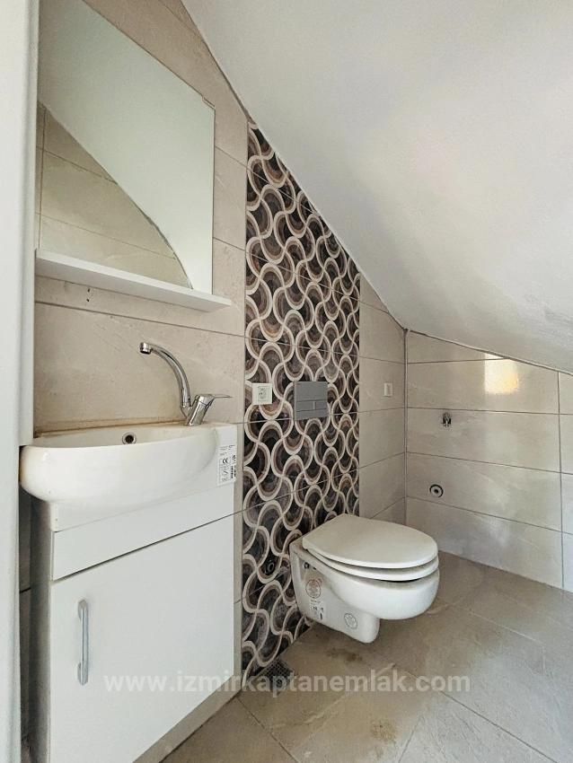 Neubau-Villa (2+1 Schlafzimmer, Lizenziert) Mit Garten In Seferihisar Payamlı Zu Verkaufen