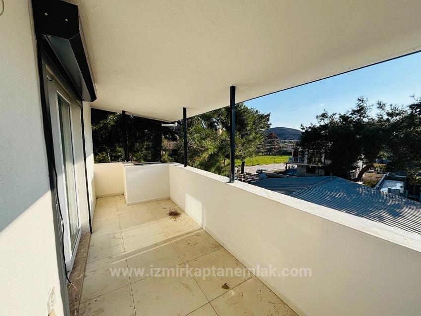 2+1-Zimmer Sommerhaus Zu verkaufen in Payamlı Bz. Seferihisar Doğanbey - 421 m²