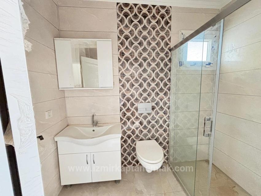 Neubau-Villa (2+1 Schlafzimmer, Lizenziert) Mit Garten In Seferihisar Payamlı Zu Verkaufen