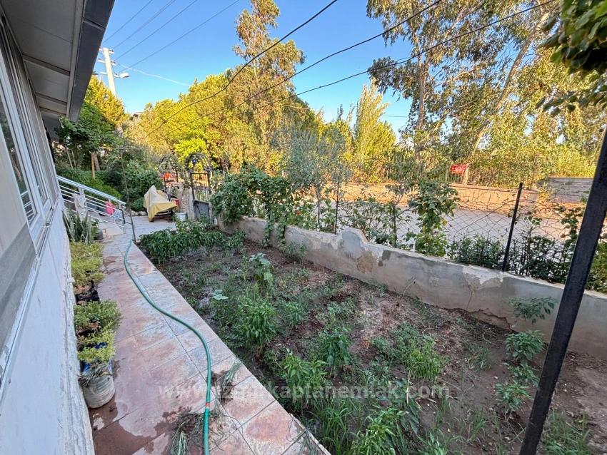 4+1 Villa Zum Verkauf In Seferihisar Ürkmez, 100 M Vom Strand Entfernt