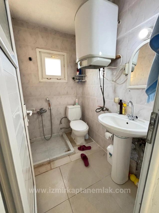 4+1 Villa Zum Verkauf In Seferihisar Ürkmez, 100 M Vom Strand Entfernt