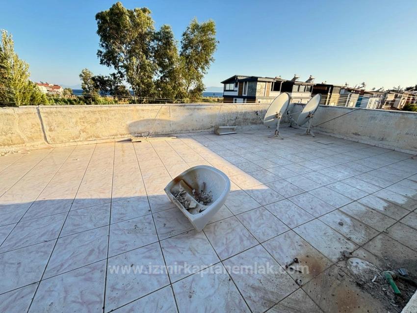 4+1 Villa Zum Verkauf In Seferihisar Ürkmez, 100 M Vom Strand Entfernt