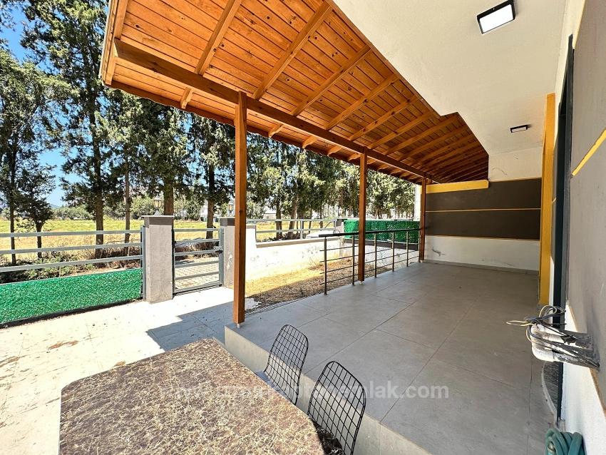 Geräumige 3+1-Zimmer-Villa Mit Großem Garten Im Stadtteil Cumhuriyet Von Seferihisar Zu Verkaufen