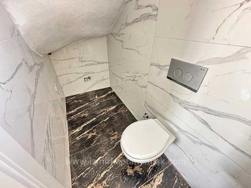 Geräumige 3+1-Zimmer-Villa Mit Großem Garten Im Stadtteil Cumhuriyet Von Seferihisar Zu Verkaufen