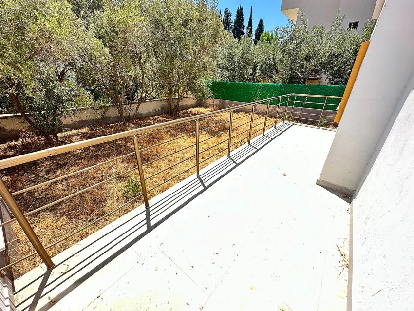 Geräumige 3+1-Zimmer-Villa Mit Großem Garten Im Stadtteil Cumhuriyet Von Seferihisar Zu Verkaufen