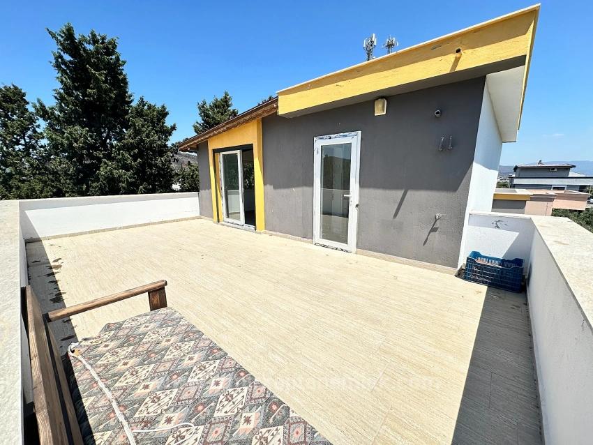 Geräumige 3+1-Zimmer-Villa Mit Großem Garten Im Stadtteil Cumhuriyet Von Seferihisar Zu Verkaufen