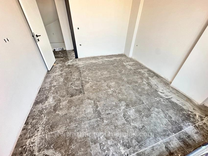 Brandneue 2+1-Villa Zum Verkauf Mit Großem Garten In Seferihisar Cumhuriyet