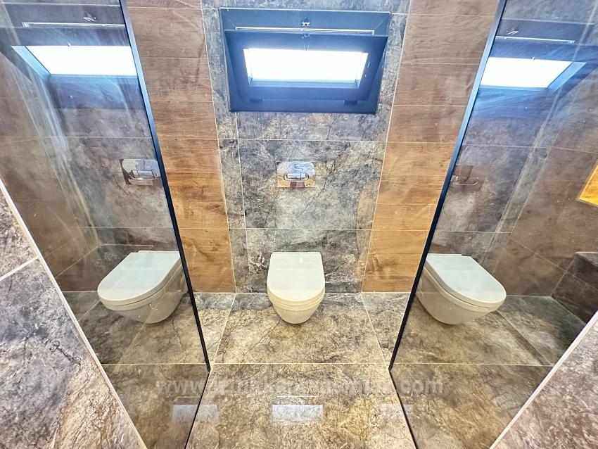 Unabhängige, Hochwertige Neue 4+1-Villa Zum Verkauf Auf 287 M2 In Seferihisar Doğanbey