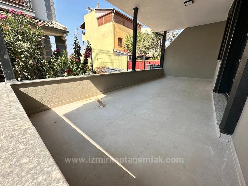 Große Brandneue 5+1-Villa Zum Verkauf Im Zentrum Von Seferihisar Doğanbey