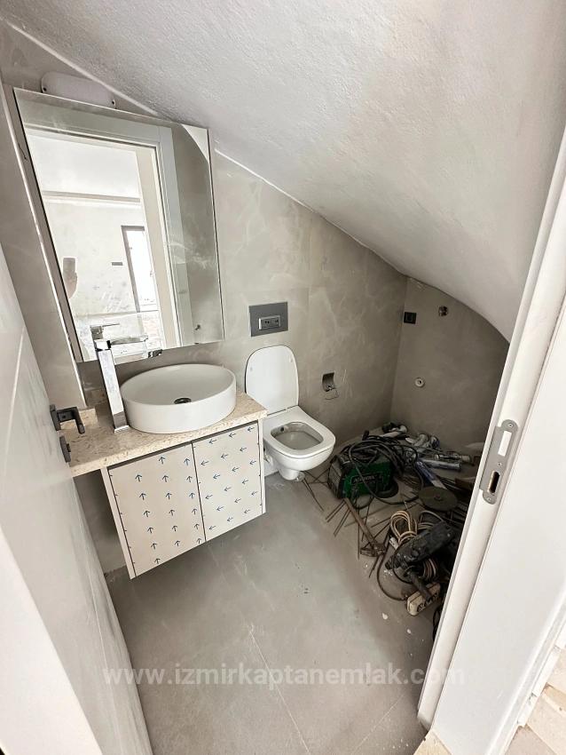 Große Brandneue 5+1-Villa Zum Verkauf Im Zentrum Von Seferihisar Doğanbey