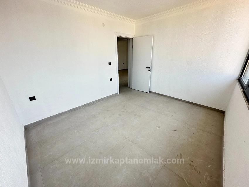 Große Brandneue 5+1-Villa Zum Verkauf Im Zentrum Von Seferihisar Doğanbey